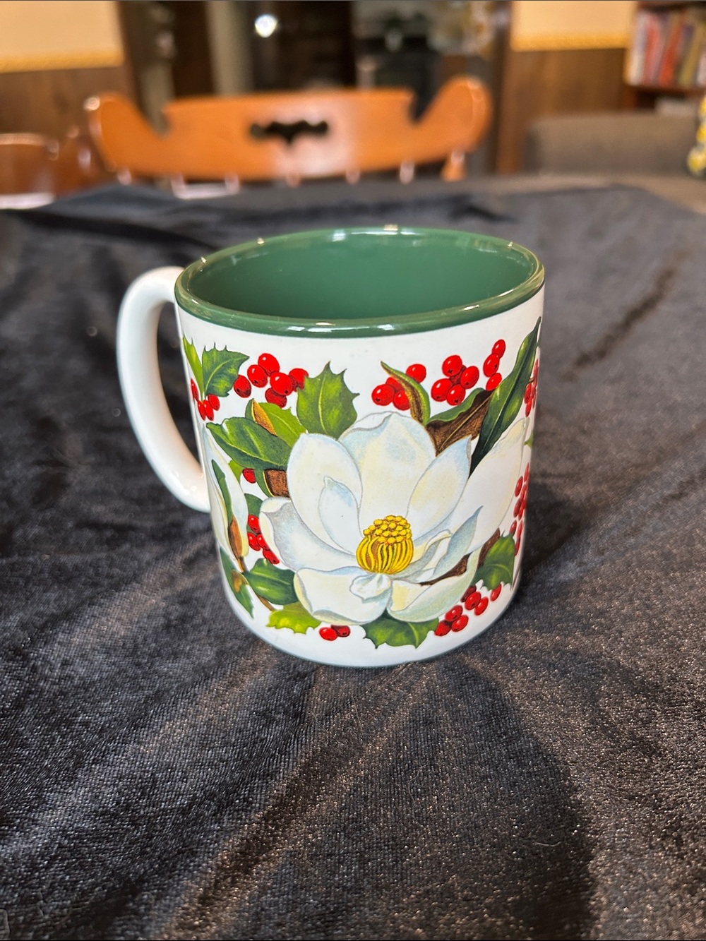 1995 Shao Wei Liu Mug Magnolias  & Berries Korea